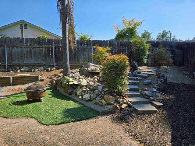 9690 Bundy Drive, Santee CA: https://media.crmls.org/mediaz/6eb664ea-7ef3-43a8-a11a-1da57b67f59c.jpg