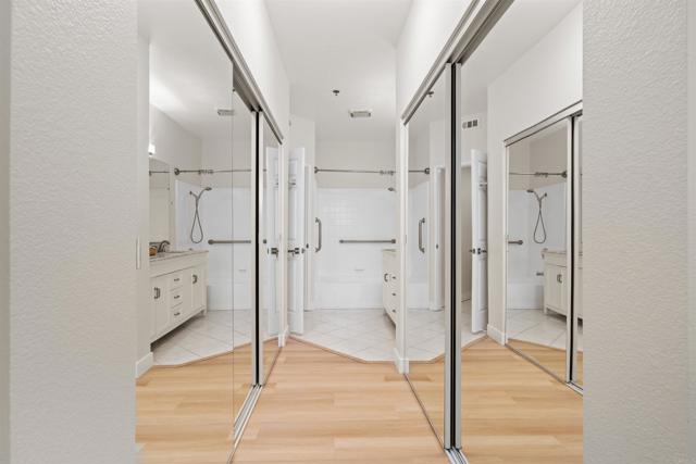 Detail Gallery Image 28 of 48 For 680 Camino De La Reina #2112,  San Diego,  CA 92108 - 3 Beds | 2 Baths