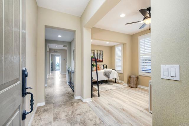 Detail Gallery Image 6 of 61 For 1241 Breakaway Dr, Oceanside,  CA 92057 - 4 Beds | 2/1 Baths