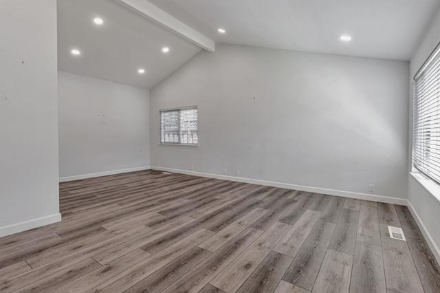 6608 Neptune Court, San Jose CA: https://media.crmls.org/mediaz/6eb796db-c7a8-4bd5-80c9-a89d0f5183a3.jpg