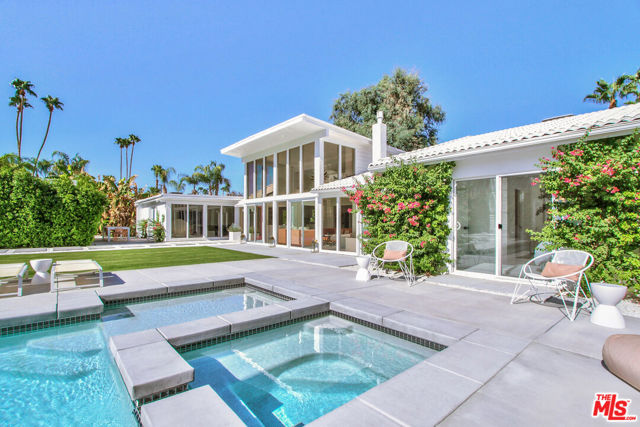 678 S Thornhill Road, Palm Springs CA: https://media.crmls.org/mediaz/6eb9558a-abc6-419a-aa40-fc5036484cc7.jpg