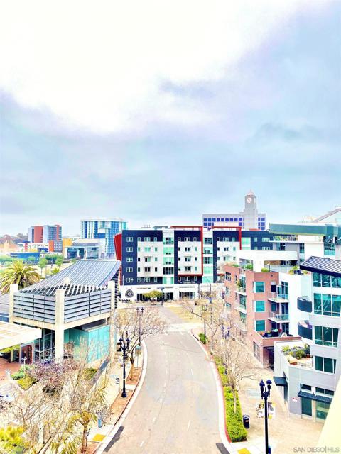350 11th Avenue, San Diego CA: https://media.crmls.org/mediaz/6eb9cfcc-e76f-4469-b24a-9b3423844e7c.jpg