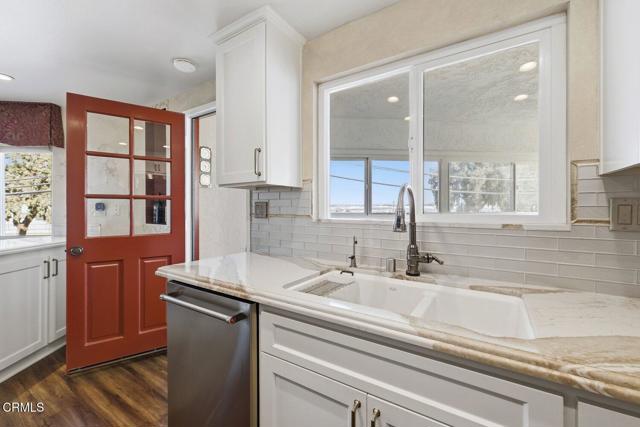 Detail Gallery Image 19 of 40 For 2825 Panama Dr, Oxnard,  CA 93035 - 3 Beds | 3 Baths