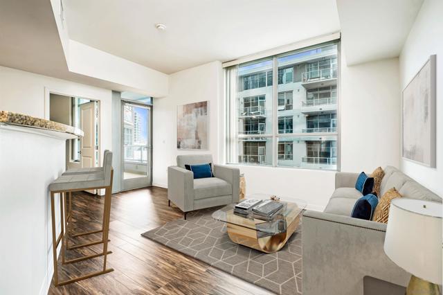 253 10th Ave, San Diego CA: https://media.crmls.org/mediaz/6eba474e-8ecc-474e-a7b9-0d6de7601157.jpg