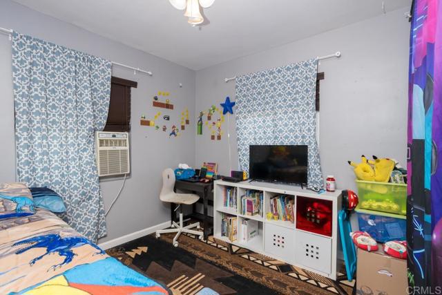 Detail Gallery Image 11 of 15 For 3443 Trophy Dr, La Mesa,  CA 91941 - 4 Beds | 2 Baths