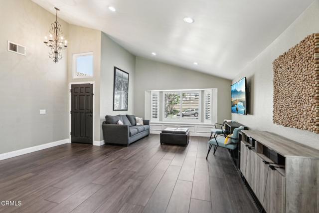 5406 luis Drive, Agoura Hills CA: https://media.crmls.org/mediaz/6eba91d9-3110-4380-ab8b-adfa7259c4b7.jpg