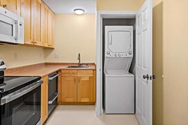 820 Casanova Avenue, Monterey CA: https://media.crmls.org/mediaz/6ebc0385-0842-499d-8b20-b333fcb424a9.jpg