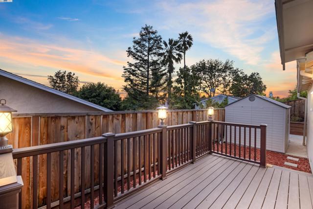 2682 Pickfair Ln, Livermore CA: https://media.crmls.org/mediaz/6ebe88bf-deab-499b-a9a9-f0ac9496631e.jpg