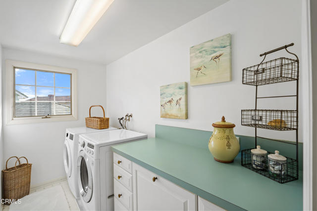 Detail Gallery Image 39 of 55 For 2140 Greencastle Way, Oxnard,  CA 93035 - 5 Beds | 2/1 Baths