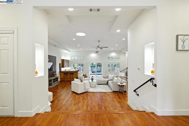874 Overhill Dr, Hayward CA: https://media.crmls.org/mediaz/6ebf6dfd-694a-467d-bc4d-6ace712069e7.jpg