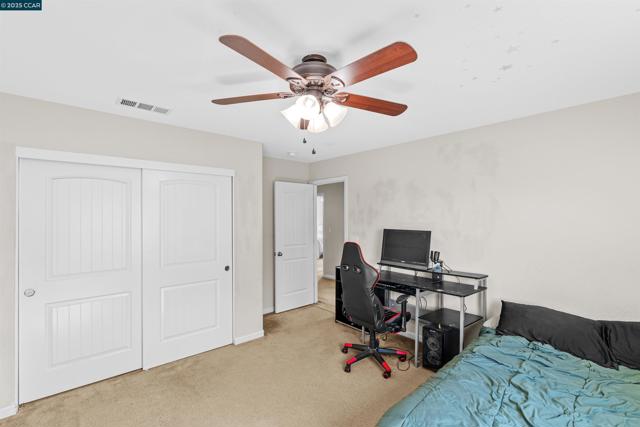 3826 Danbury Way, Fairfield CA: https://media.crmls.org/mediaz/6ec07edc-4cbd-4fe8-bb79-e49a972e11fe.jpg