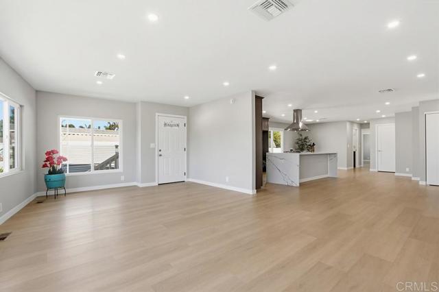 Detail Gallery Image 2 of 49 For 7320 San Bartolo St #217,  Carlsbad,  CA 92011 - 2 Beds | 2 Baths