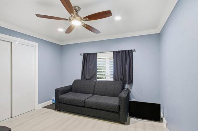 260 Chateau La Salle, San Jose CA: https://media.crmls.org/mediaz/6ec16ad6-df06-4d69-8479-5b8d54a7a7a2.jpg