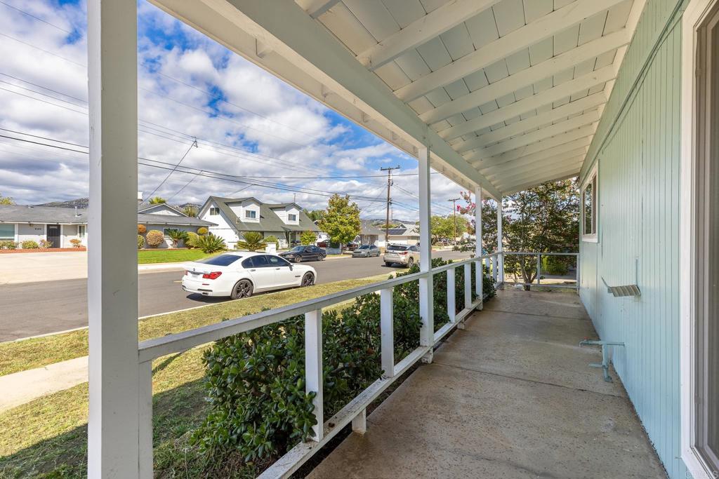 643 Hillward St. - photo 4