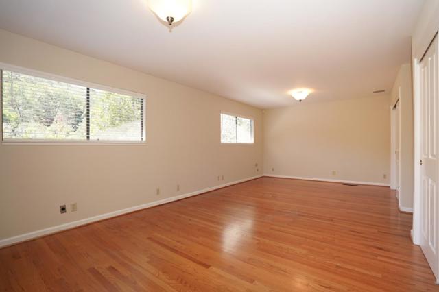 7175 Red Holly Court, San Jose CA: https://media.crmls.org/mediaz/6ec29d69-1706-44e2-8efe-87cebf7c652a.jpg