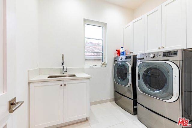 5162 Otis Avenue, Tarzana CA: https://media.crmls.org/mediaz/6ec3ae7f-d559-4932-aa16-5673b24733dc.jpg