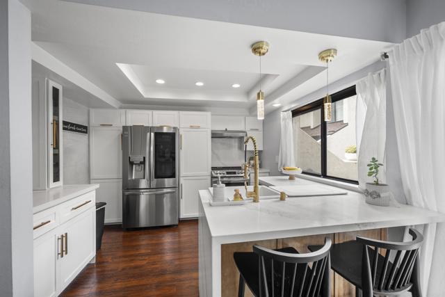 Detail Gallery Image 2 of 36 For 3020 Plaza Lorenzo, Bonita,  CA 91902 - 4 Beds | 2/1 Baths
