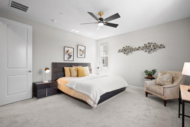 6573 Purple Crab Drive, Newark CA: https://media.crmls.org/mediaz/6ec4223c-91c3-4a4e-b033-3c28a847608d.jpg