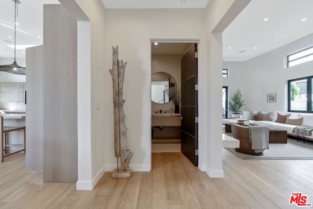 3768 Berry DriveStudio City img 40