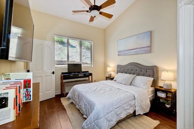 11558 Creek Road, Poway CA: https://media.crmls.org/mediaz/6ec48f90-e556-457b-8854-f6019ae37397.jpg