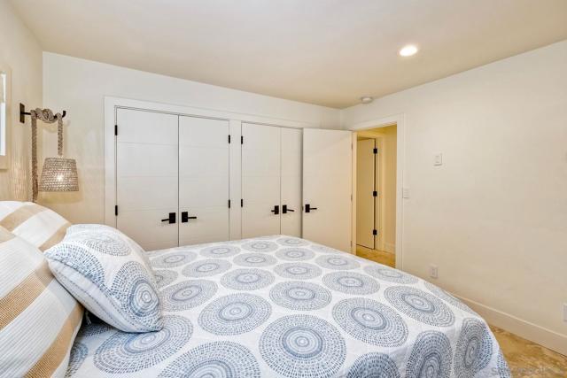 515 S Sierra Ave, Solana Beach CA: https://media.crmls.org/mediaz/6ec55071-583b-433b-8a72-40a5b8d012ac.jpg