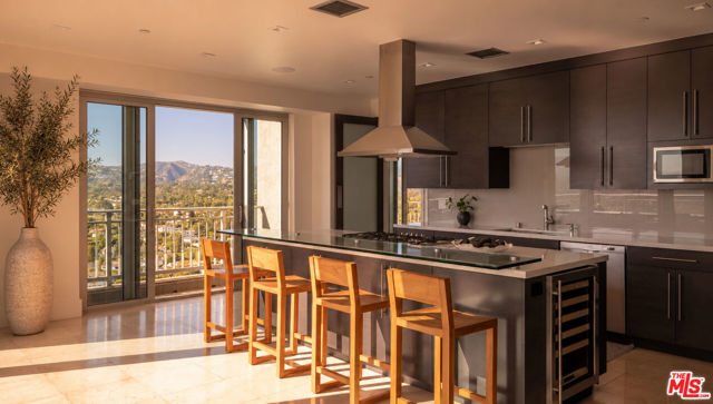 10727 Wilshire Boulevard, PH 2 photo 6