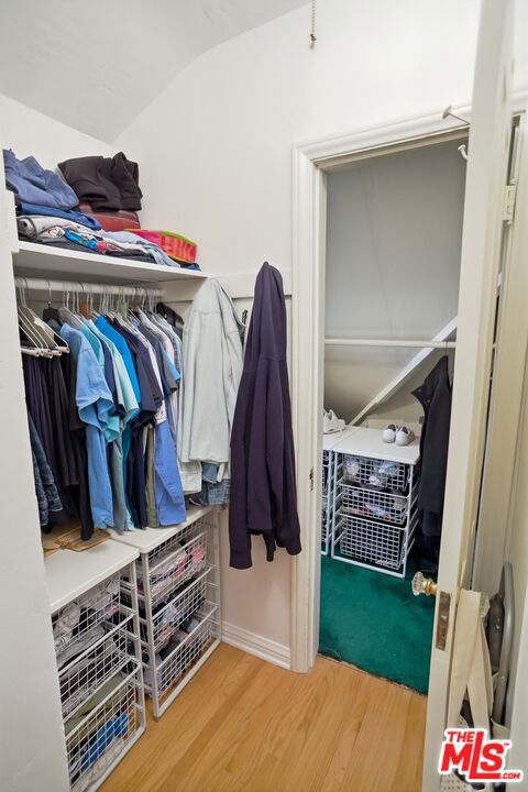 1816 Rosita Drive, Glendale CA: https://media.crmls.org/mediaz/6ec6c07c-74d5-4c0d-b8b6-68879e80a65d.jpg