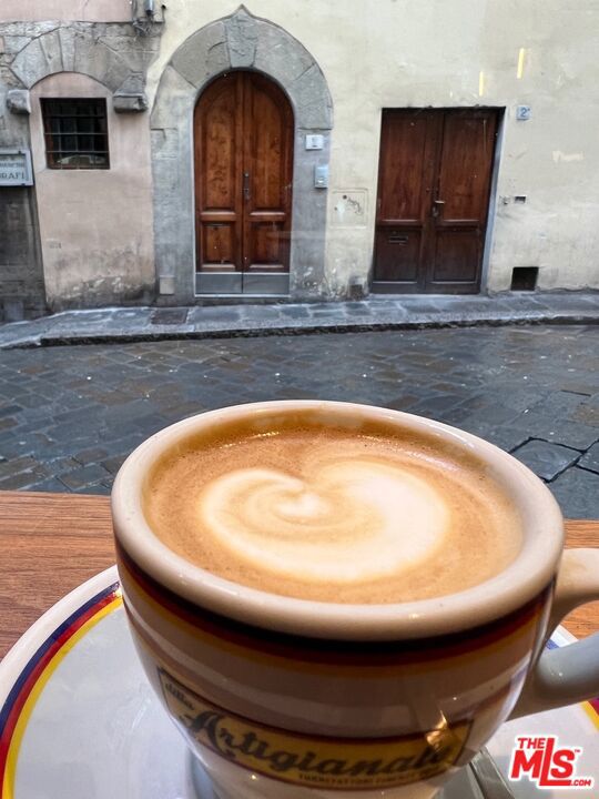 10 Via San Lorenzo, Umbria, ITALY,  CA: https://media.crmls.org/mediaz/6ec7188f-5f08-4265-b279-f4600add17d1.jpg