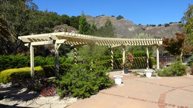 529 Corral De Tierra Road, Salinas CA: https://media.crmls.org/mediaz/6ec77c8b-c4e9-4830-bb42-53de76345fa9.jpg