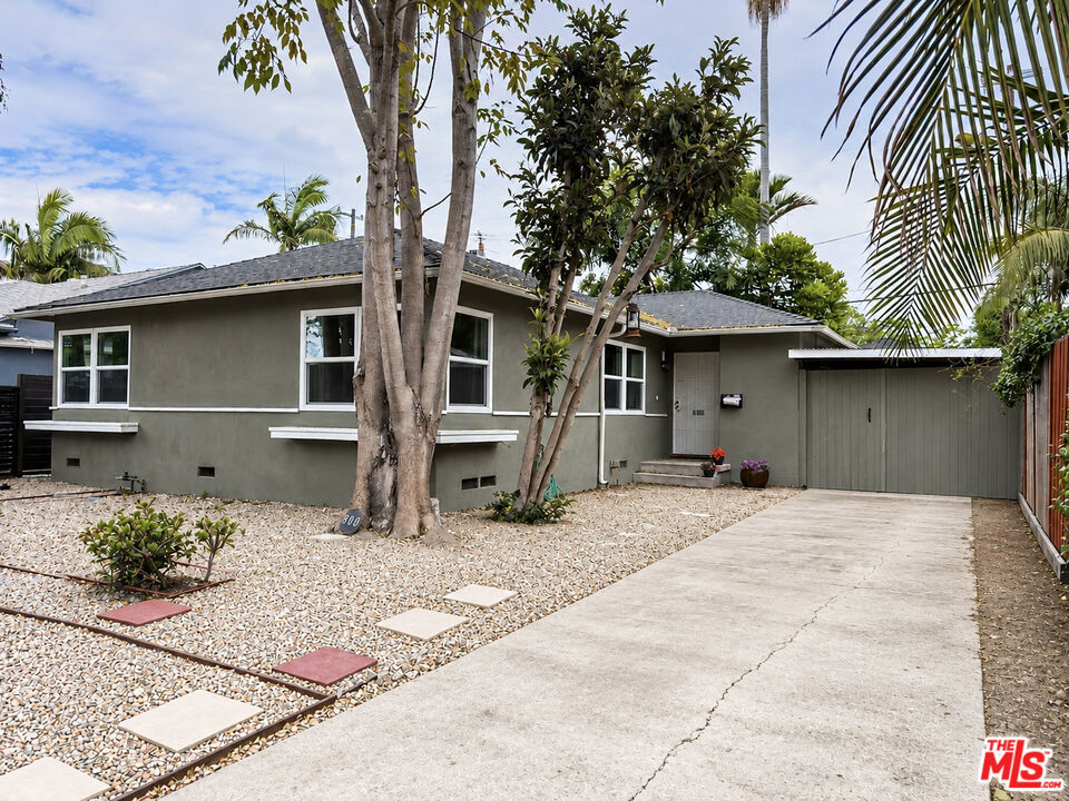 800 Appleby Street — image 1