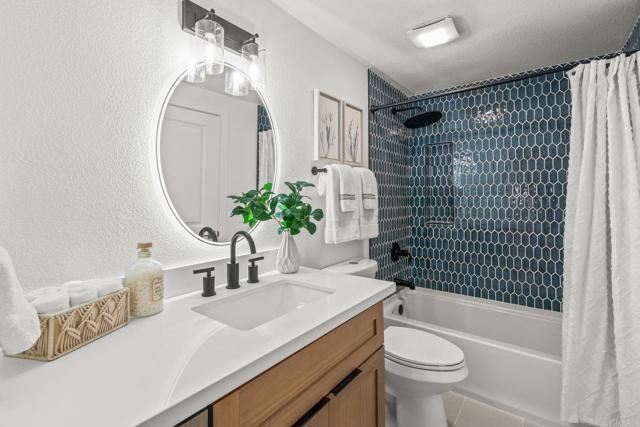 Detail Gallery Image 29 of 52 For 90 Montego Ct, Coronado,  CA 92118 - 2 Beds | 2/1 Baths