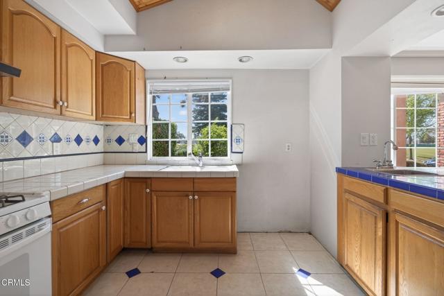 Detail Gallery Image 15 of 38 For 901 Indigo Pl, Oxnard,  CA 93036 - 3 Beds | 2 Baths