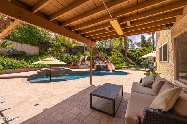 3961 Springtime Lane, Moorpark CA: https://media.crmls.org/mediaz/6ec93c3a-e8c5-436d-956e-8034766939e6.jpg