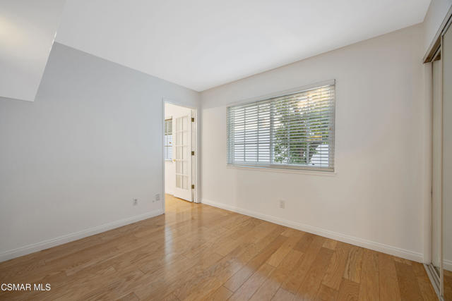 591 Shenandoah Street, Thousand Oaks CA: https://media.crmls.org/mediaz/6ec9a559-dc37-41e7-a56d-cf3e557d6bbc.jpg