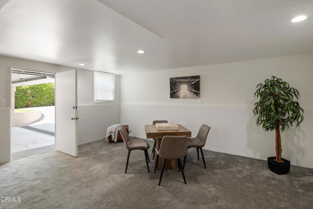 4531 El Camino Corto, La Canada Flintridge CA: https://media.crmls.org/mediaz/6ec9ebea-eacc-4643-9a4c-fba418b6fc7d.jpg