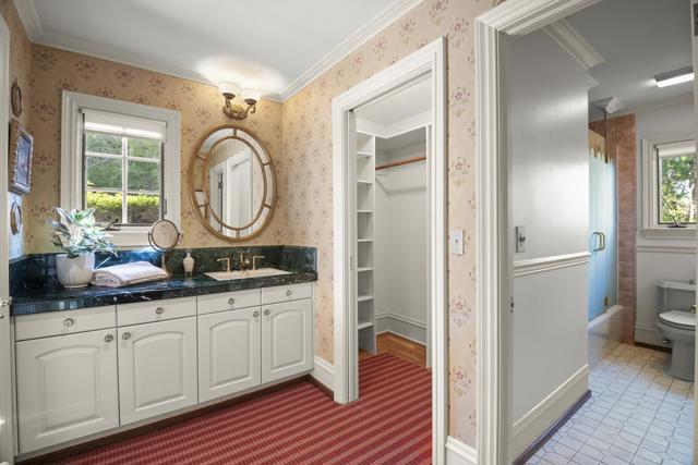 12359 Farr Ranch Road, Saratoga CA: https://media.crmls.org/mediaz/6eca5619-6304-4f47-bc5d-cf9355a29903.jpg