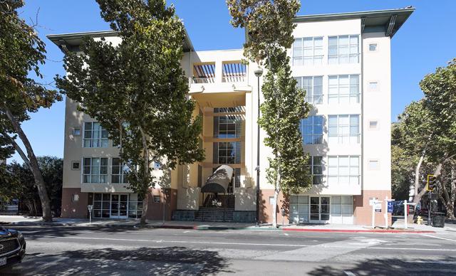 97 E Saint James Street, San Jose CA: https://media.crmls.org/mediaz/6eca69eb-9bfe-44e5-82c0-cb43679cf743.jpg