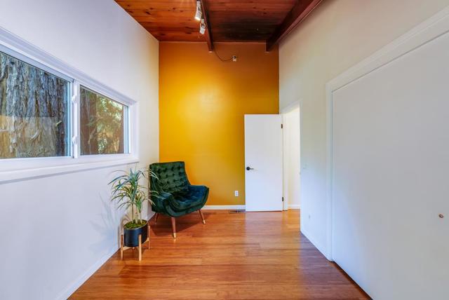 620 Knoll Way, Felton CA: https://media.crmls.org/mediaz/6ecabd10-8df2-4780-bbdf-7c81712a7abc.jpg