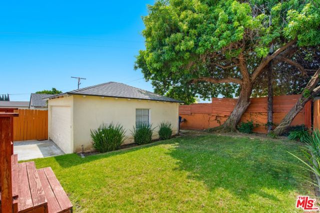 4258 58th Place, Los Angeles, California 90043, 3 Bedrooms Bedrooms, ,2 BathroomsBathrooms,Single Family Residence,For Sale,58th,24413925