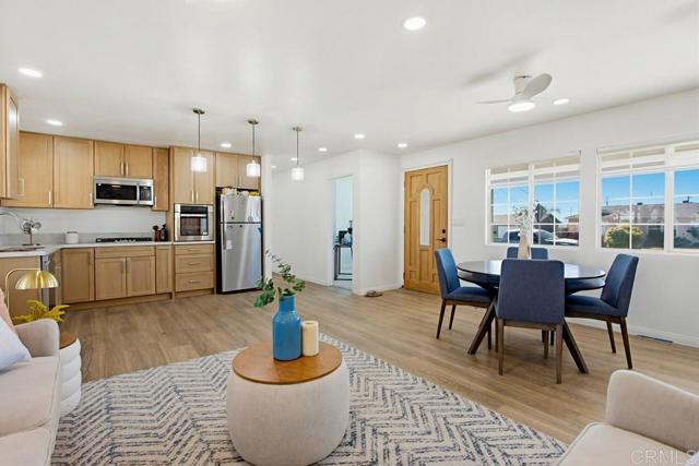 Detail Gallery Image 9 of 36 For 9462 Doheny Rd., Santee,  CA 92071 - 3 Beds | 1 Baths