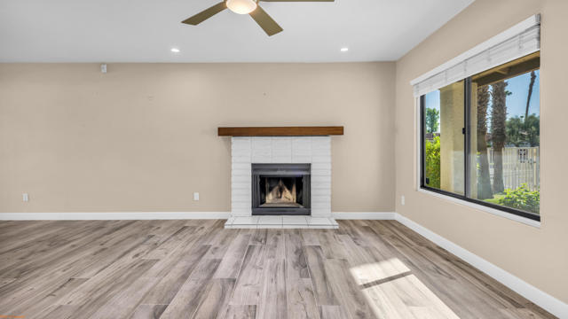 41955 Largo, Palm Desert CA: https://media.crmls.org/mediaz/6eccc2d0-20c2-47ba-9558-a9523e6e0bba.jpg