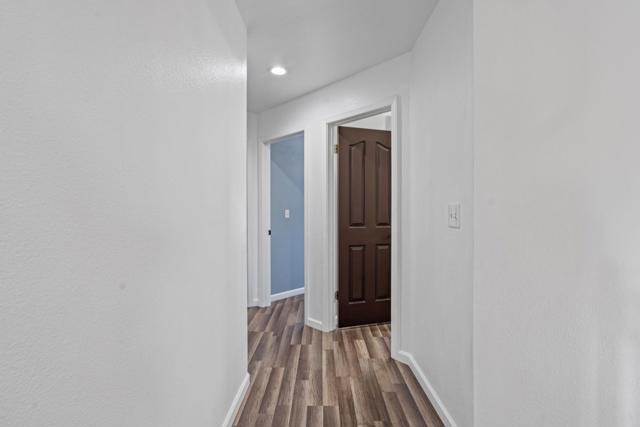 961 Alder Street, Hollister CA: https://media.crmls.org/mediaz/6ecf4b30-9e50-4496-b583-173795f873dd.jpg