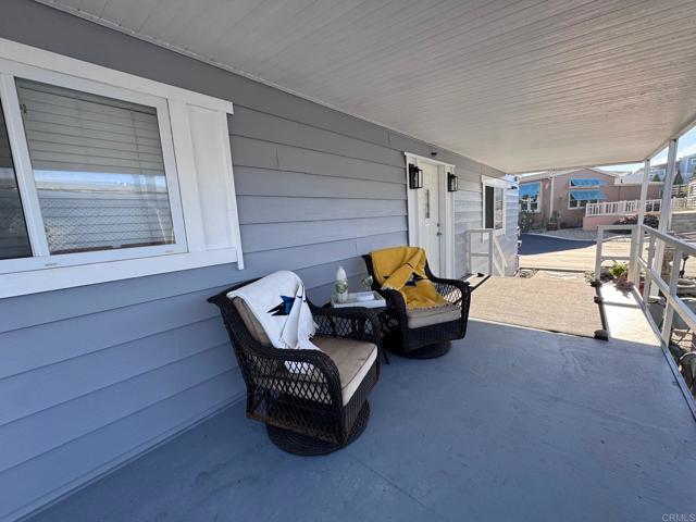 Detail Gallery Image 5 of 20 For 6610 Easy St, Carlsbad,  CA 92011 - 2 Beds | 2 Baths