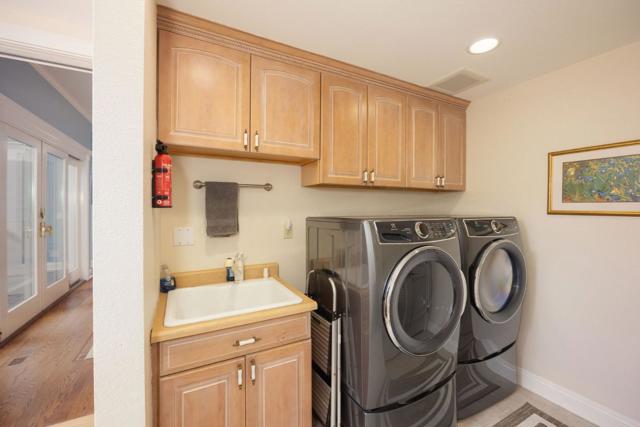 431 Burning Tree Court, Half Moon Bay CA: https://media.crmls.org/mediaz/6ed067ed-5f6a-4364-9e37-c6e438a02f46.jpg