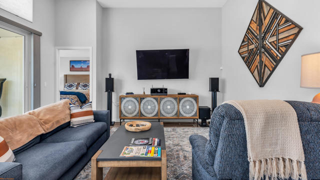 Image 5 of 20 For 12523 Sylvanus Drive