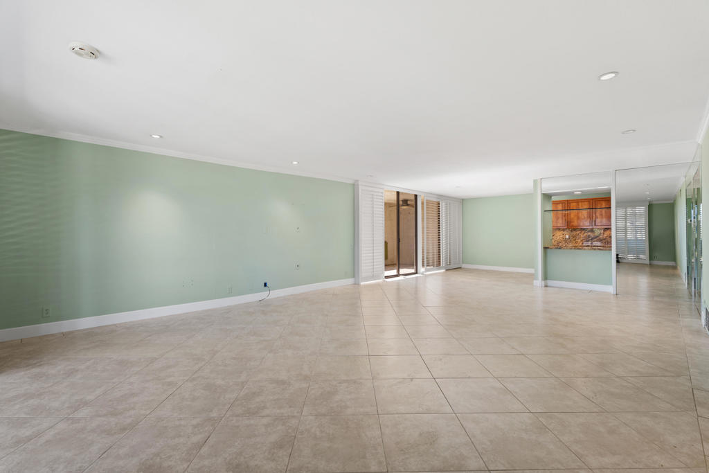 MLS #219136631DA image #11