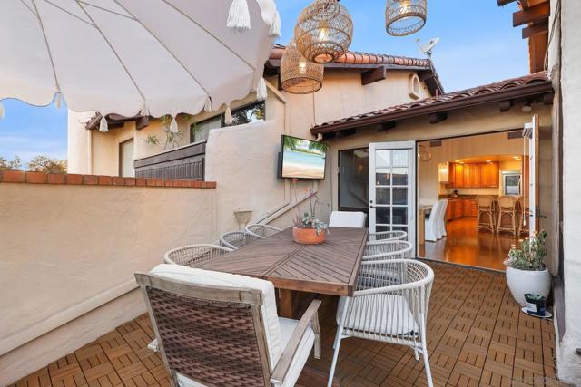 16936 Via de Santa Fe, Rancho Santa Fe CA: https://media.crmls.org/mediaz/6ed0edd8-a465-4661-827e-15b47b37ffd3.jpg