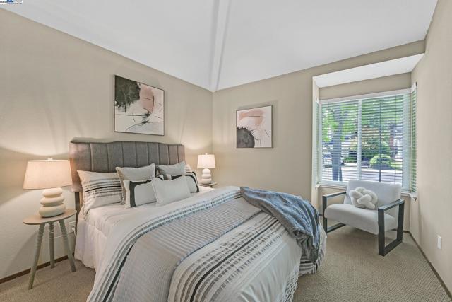 8043 Crossridge Rd, Dublin CA: https://media.crmls.org/mediaz/6ed19c70-3628-4854-80d6-edc974e1d67b.jpg
