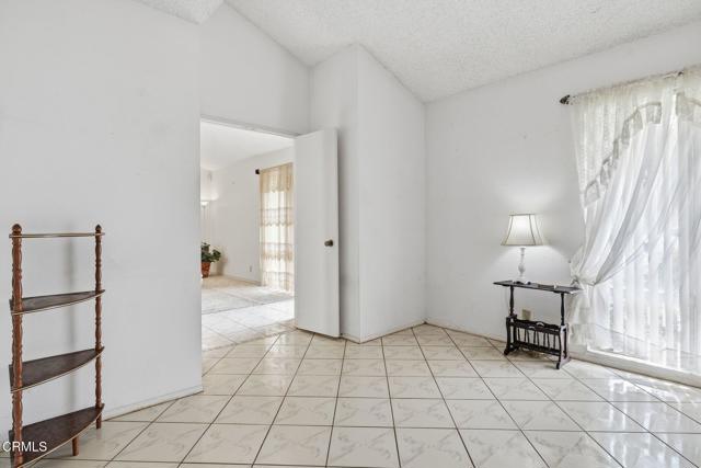 Detail Gallery Image 17 of 24 For 628 Holly Ave, Oxnard,  CA 93036 - 3 Beds | 2 Baths