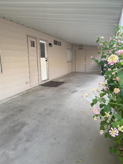 601 N Kirby Street, Hemet CA: https://media.crmls.org/mediaz/6ed56676-e6c1-48d3-b346-a0fc6dae3add.jpg